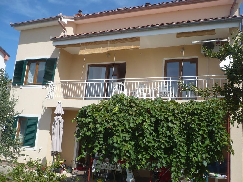 Apartment In Novi Vinodolski 15274 Povile Eksteriør bilde