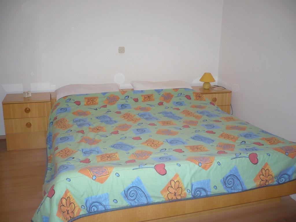 Apartment In Novi Vinodolski 15274 Povile Eksteriør bilde
